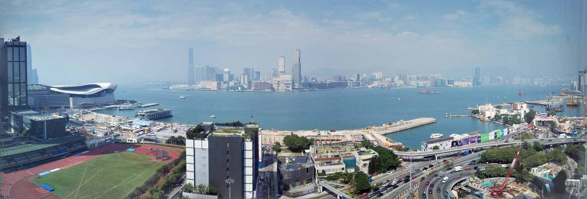 從灣仔眺望中國香港的維多利亞港 中國香港